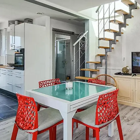 Lejlighed 2 Bedroom Beautiful In